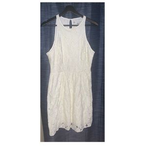 LC Lauren Conrad Off-White Floral Lace Dress